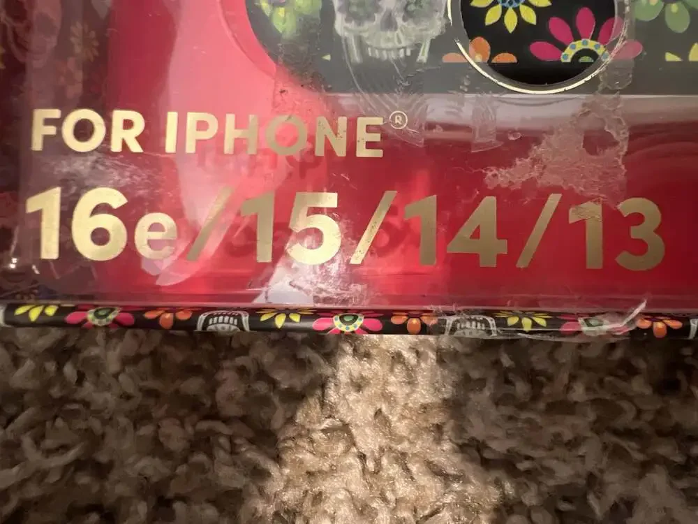 XO Poppy Day Of Dead MagSafe Phone Case iPhone 16e/15/14/13